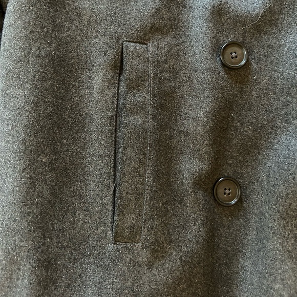 J Crew grey peacoat size M. - Picture 15 of 16